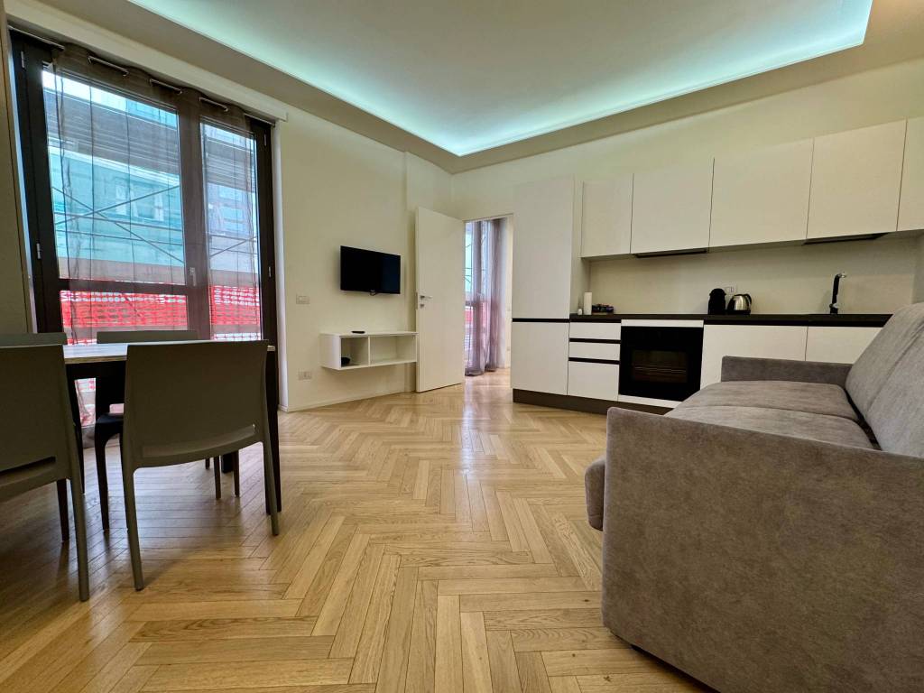 appartamento in vendita a Milano in zona Porta Garibaldi