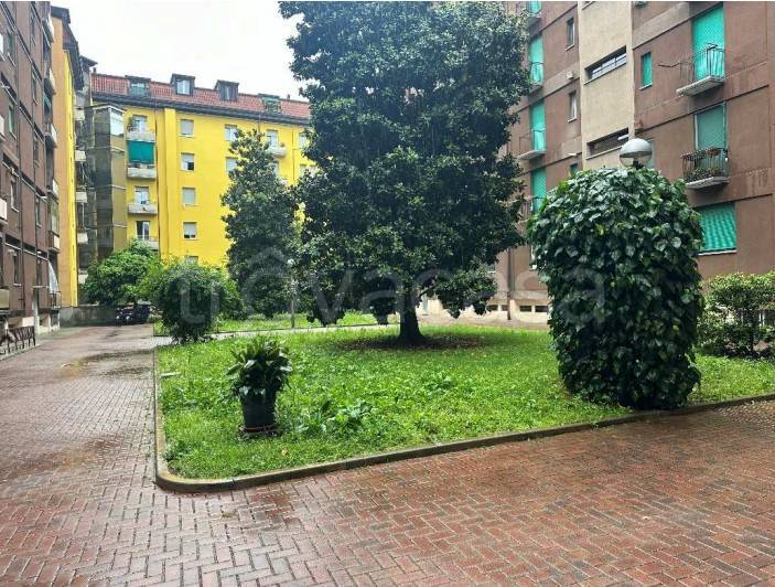 appartamento in vendita a Milano in zona Niguarda