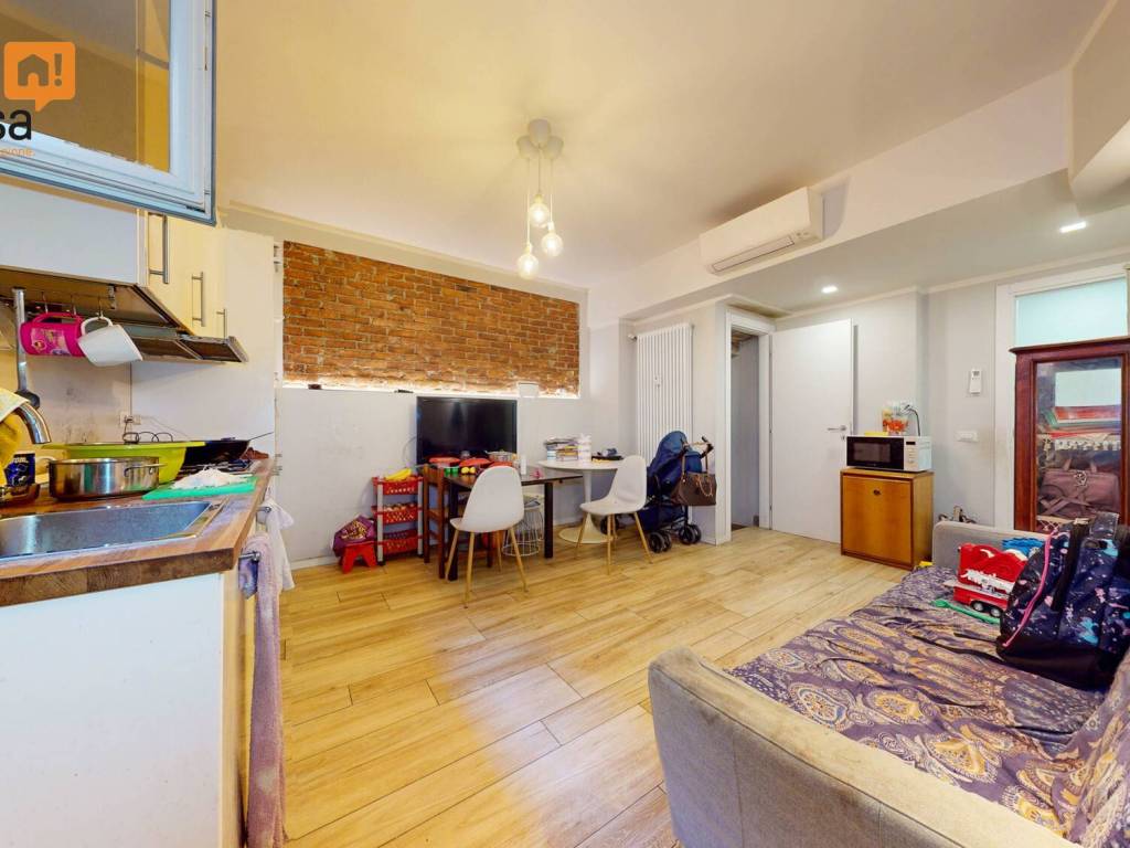 appartamento in vendita a Milano in zona Rottole