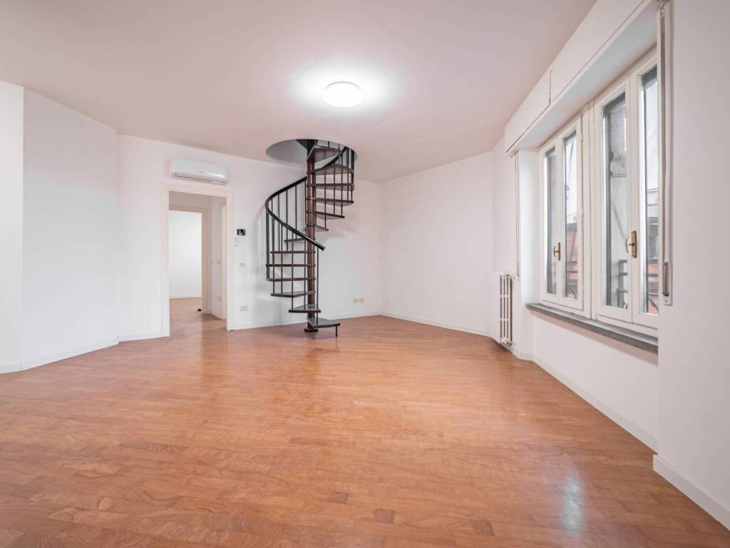 appartamento in vendita a Milano in zona Il Portello