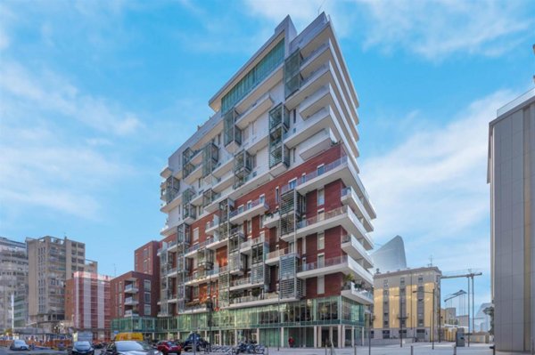 appartamento in vendita a Milano in zona Porta Nuova