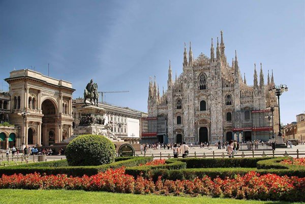 appartamento in vendita a Milano in zona Guastalla