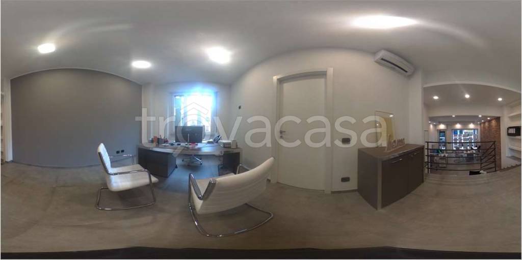 appartamento in vendita a Milano in zona Baggio