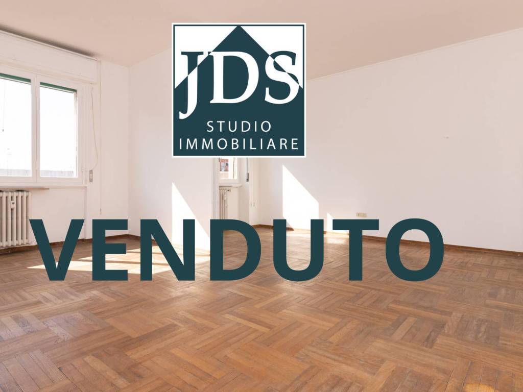 appartamento in vendita a Milano in zona Solari