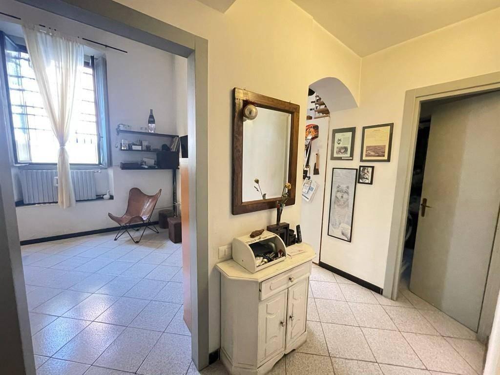 appartamento in vendita a Milano in zona Corvetto