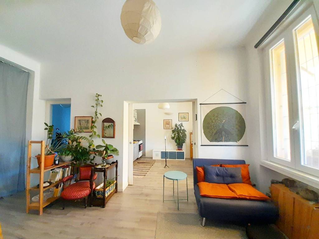 appartamento in vendita a Milano in zona Famagosta