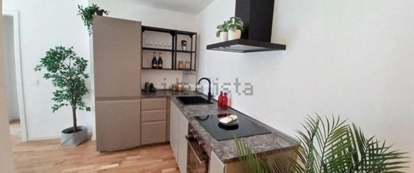 appartamento in vendita a Milano in zona Solari