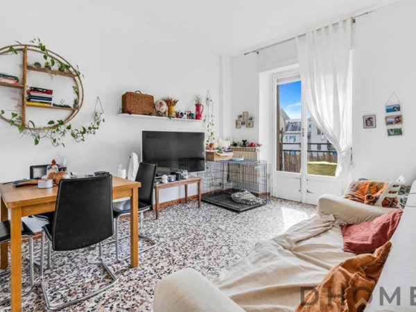 appartamento in vendita a Milano in zona Lorenteggio