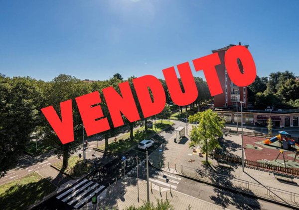 appartamento in vendita a Milano in zona Corvetto