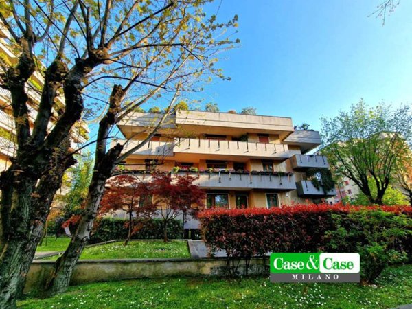 appartamento in vendita a Milano in zona Solari