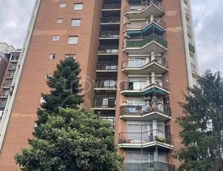 appartamento in vendita a Milano in zona Gallaratese
