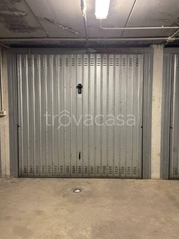 ufficio in vendita a Milano in zona Barona
