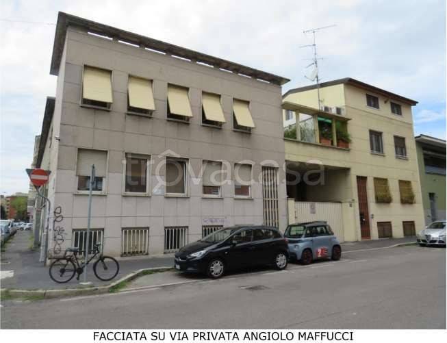 appartamento in vendita a Milano in zona Bovisa