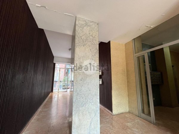 appartamento in vendita a Milano in zona San Cristoforo