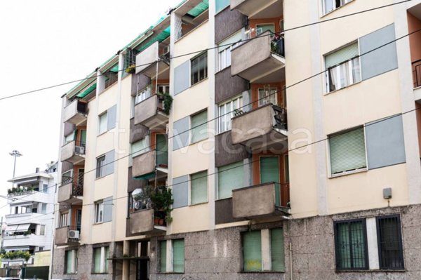 appartamento in vendita a Milano in zona Casoretto