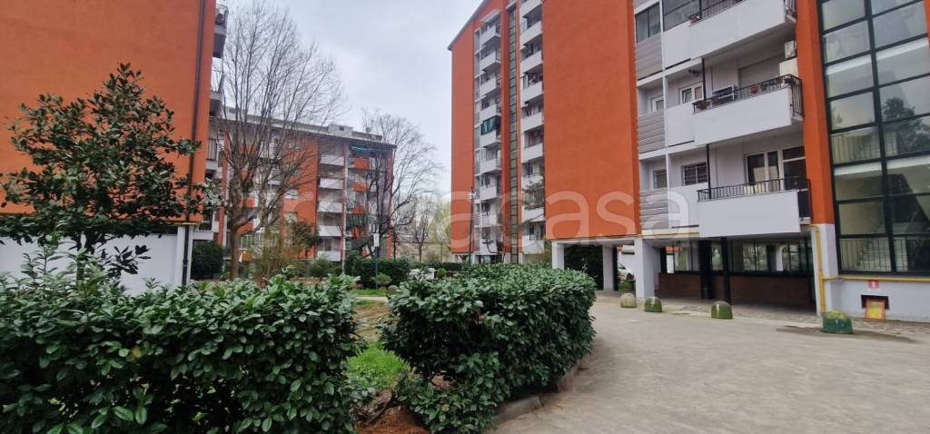 appartamento in vendita a Milano in zona San Cristoforo