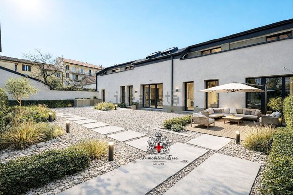 appartamento in vendita a Milano in zona Morivione