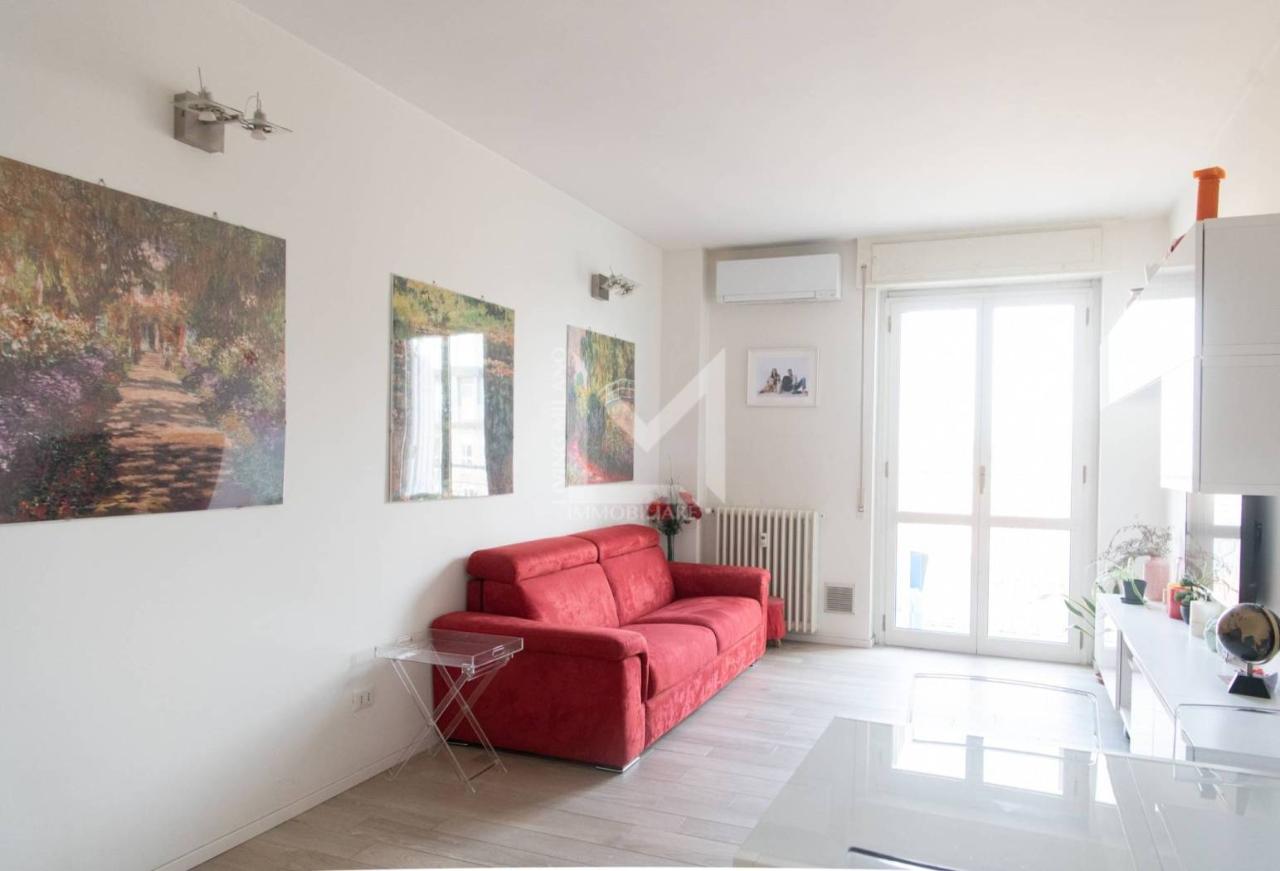 appartamento in vendita a Milano in zona Cagnola