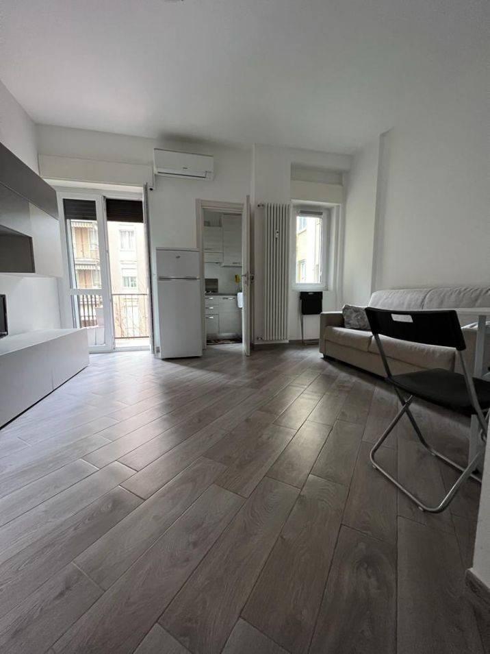 appartamento in vendita a Milano in zona Dergano