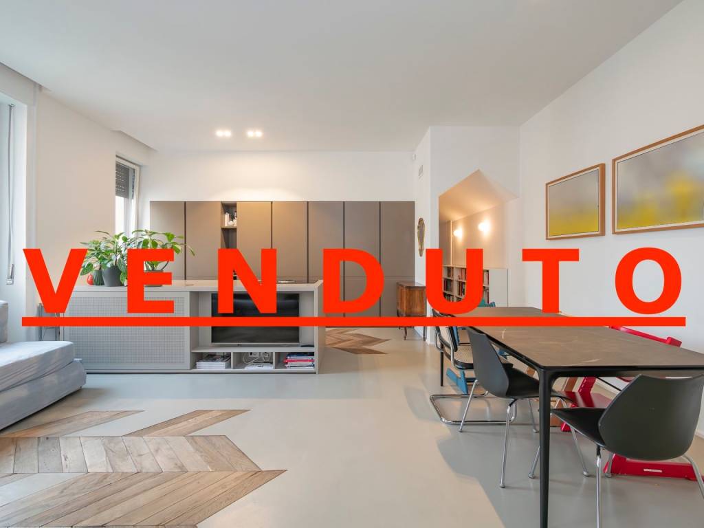 appartamento in vendita a Milano in zona Città Studi
