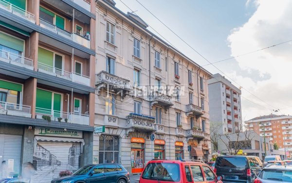 appartamento in vendita a Milano in zona Affori