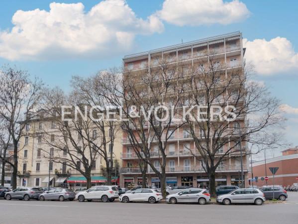 appartamento in vendita a Milano in zona Parco Solari