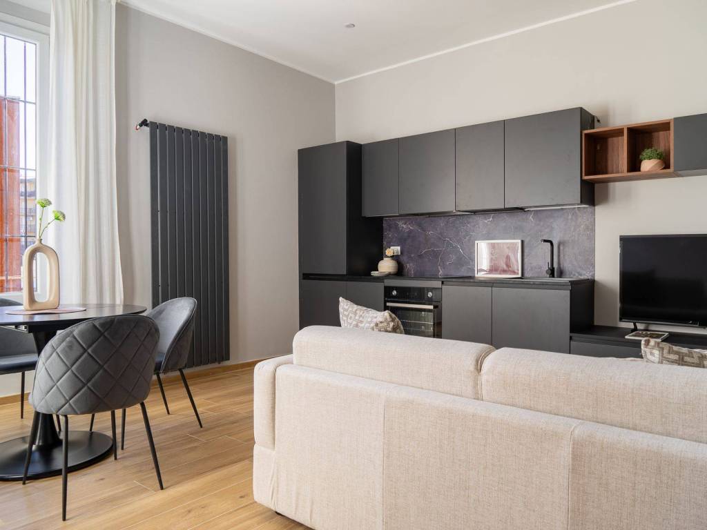 appartamento in vendita a Milano in zona Barona