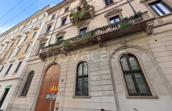 appartamento in vendita a Milano in zona Sant'Ambrogio