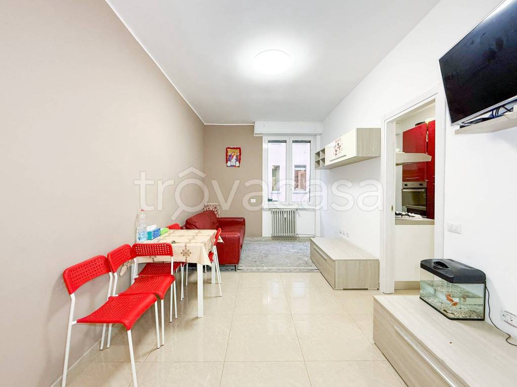 appartamento in vendita a Milano in zona Gorla