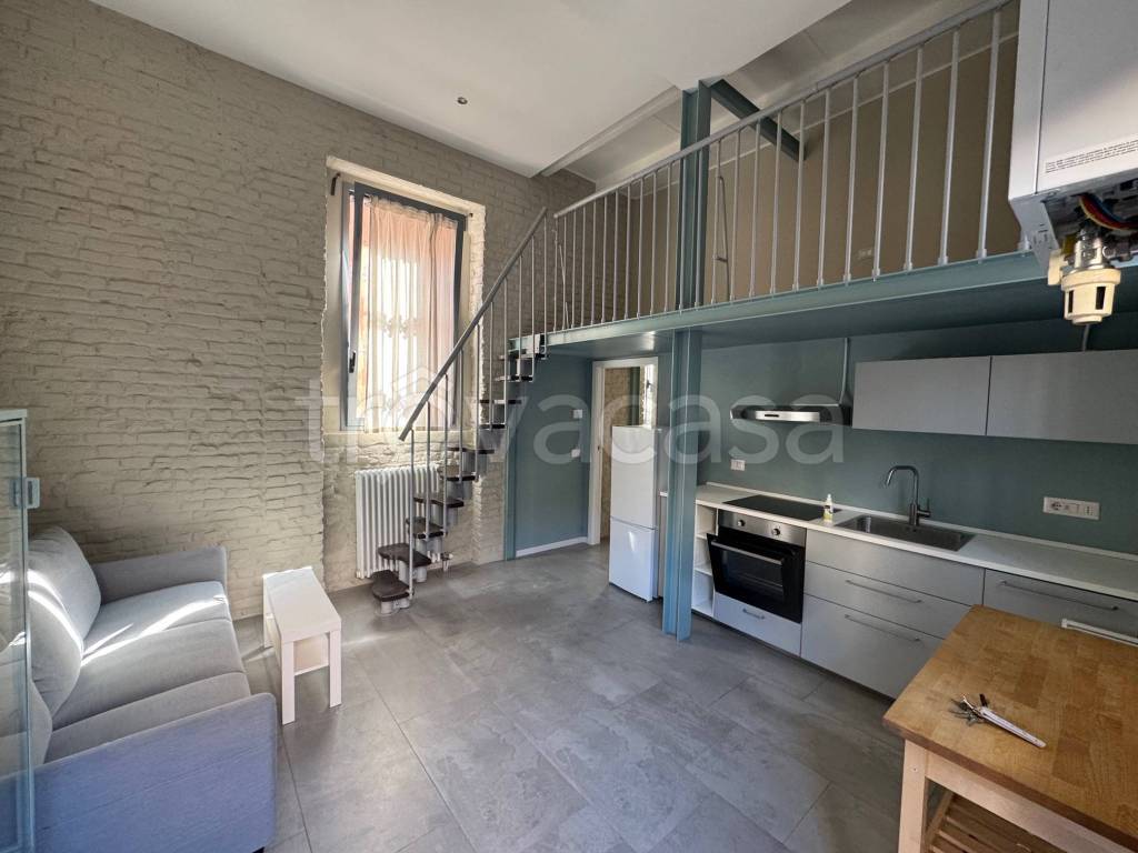 appartamento in vendita a Milano in zona Dergano