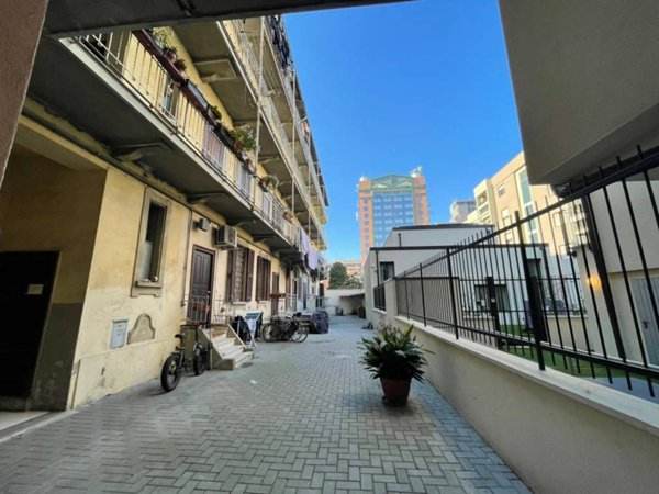 appartamento in vendita a Milano in zona Dergano