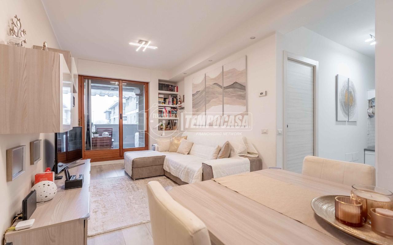 appartamento in vendita a Milano in zona Ronchetto sul Naviglio
