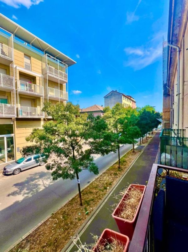 appartamento in vendita a Milano in zona Cagnola