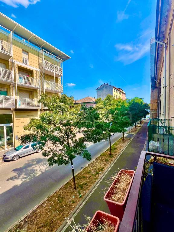 appartamento in vendita a Milano in zona Cagnola