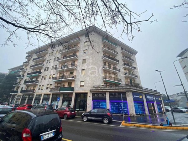 appartamento in vendita a Milano in zona Corvetto