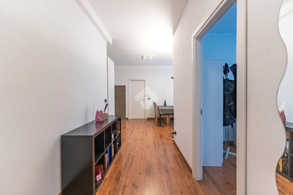 appartamento in vendita a Milano in zona Porta Garibaldi