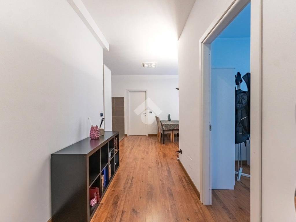 appartamento in vendita a Milano in zona Porta Garibaldi