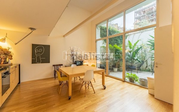 appartamento in vendita a Milano in zona Isola