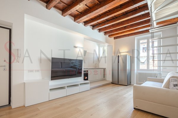 appartamento in vendita a Milano in zona Conchetta