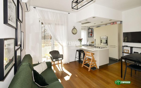 appartamento in vendita a Milano in zona Isola