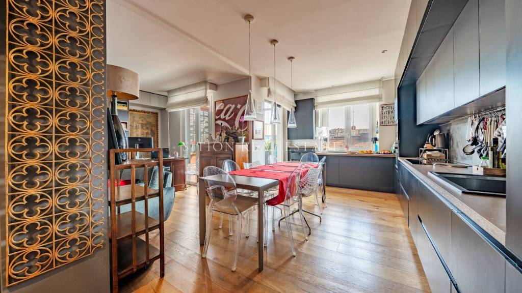 appartamento in vendita a Milano in zona XXII Marzo