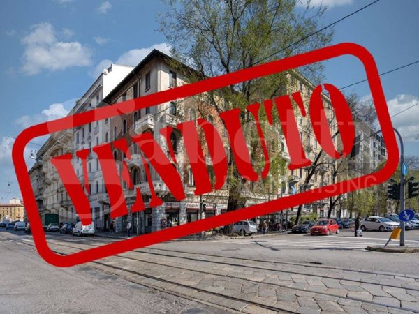 appartamento in vendita a Milano in zona Loreto