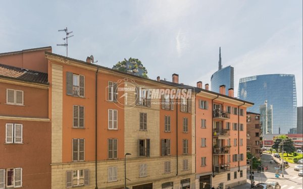 appartamento in vendita a Milano in zona Isola