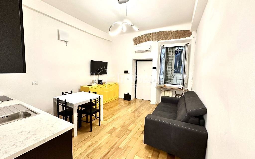 appartamento in vendita a Milano in zona Isola