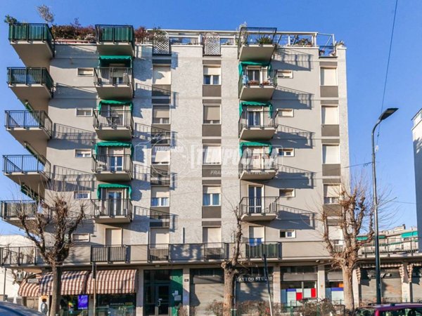 appartamento in vendita a Milano in zona Bovisa