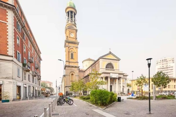 appartamento in vendita a Milano in zona Piazzale Lodi