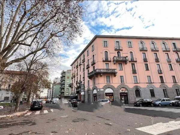 appartamento in vendita a Milano in zona Ghisolfa