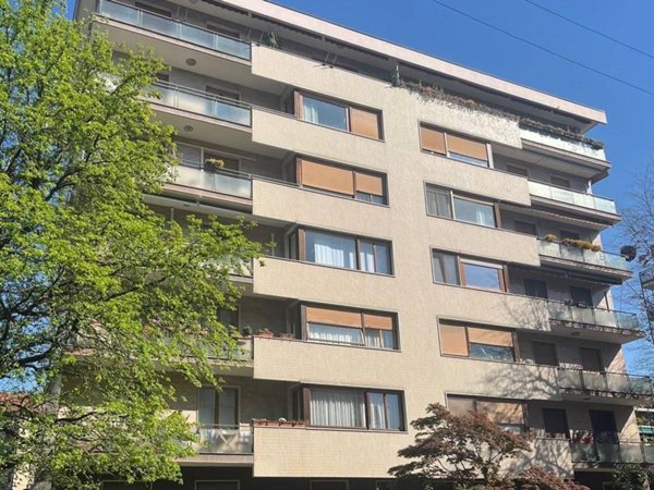 appartamento in vendita a Milano in zona Isola