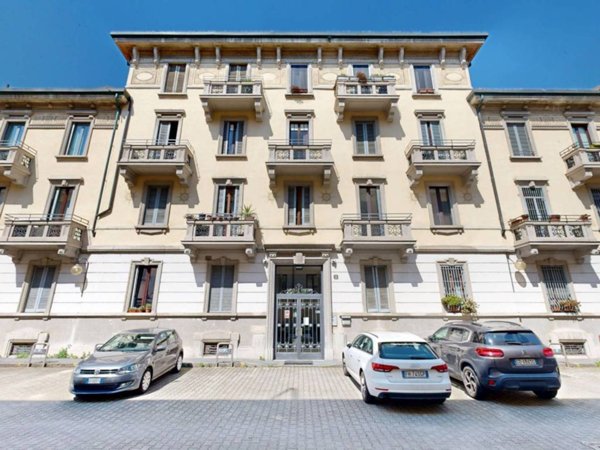 appartamento in vendita a Milano in zona Loreto