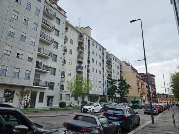 appartamento in vendita a Milano in zona Corvetto